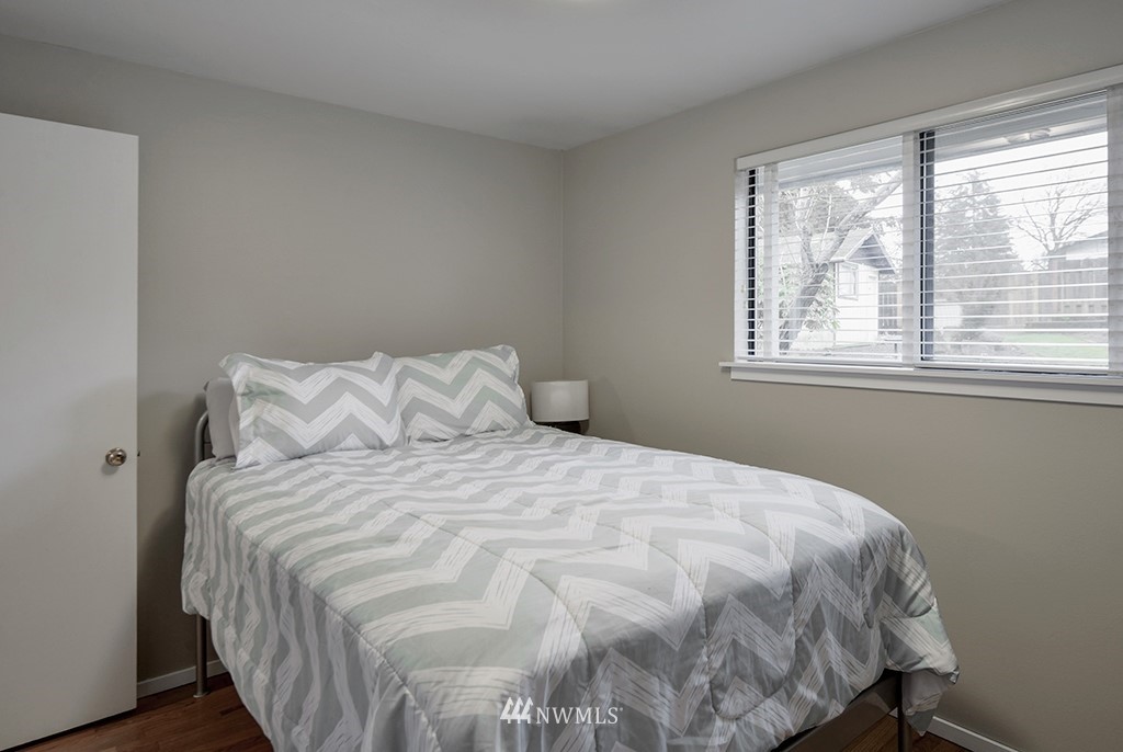 4423 Southeast 2nd Place Renton, WA 98059 - Photo 12 of 24