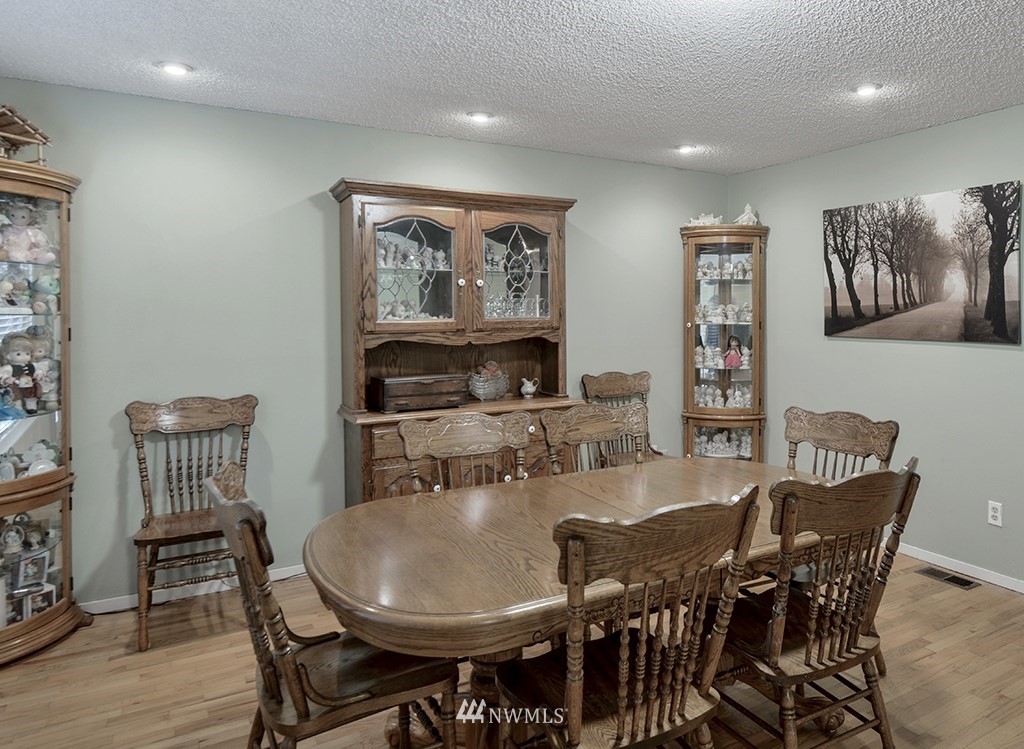 4423 Southeast 2nd Place Renton, WA 98059 - Photo 5 of 24