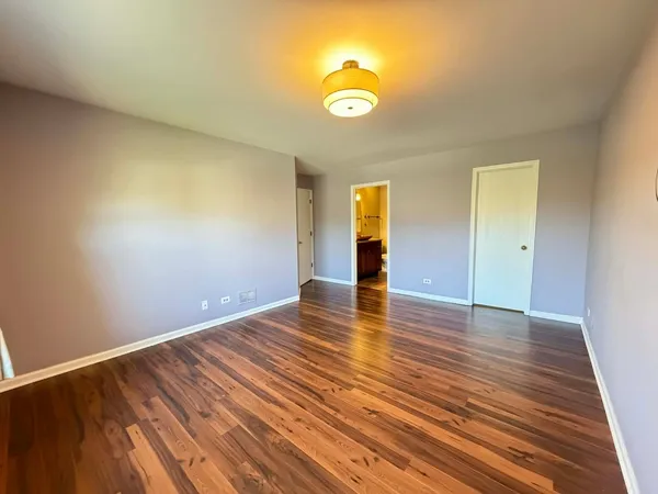 $2,850 | 1268 Old Mill Lane, Elk Grove Village, IL 60007