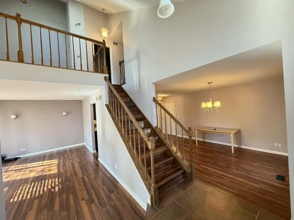 $2,850 | 1268 Old Mill Lane, Elk Grove Village, IL 60007
