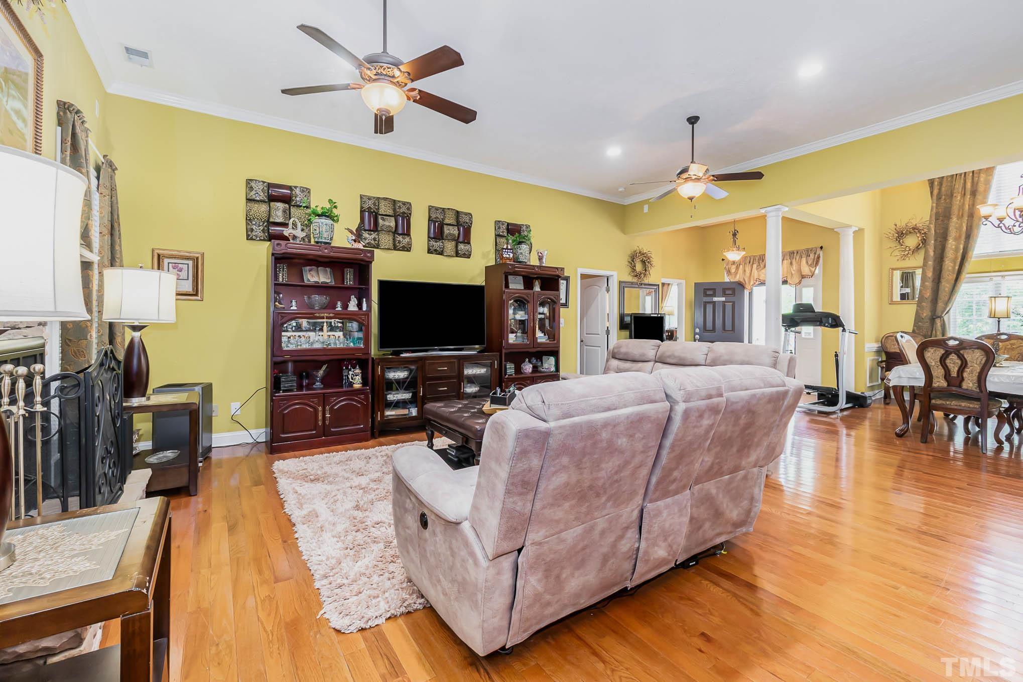 185 Roberts Road Sanford, NC 27332 - Photo 5 of 27 Gallery Image 5