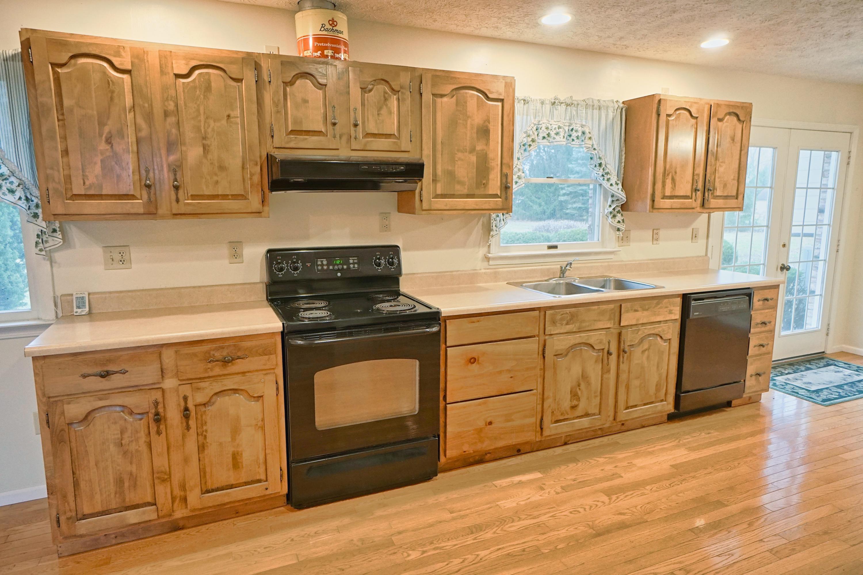 10582 Marquart Road New Carlisle, OH 45344 - Photo 8 of 54