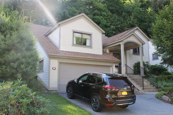 $4,500 | 649 Heritage Hills, Unit B, Somers, NY 10589