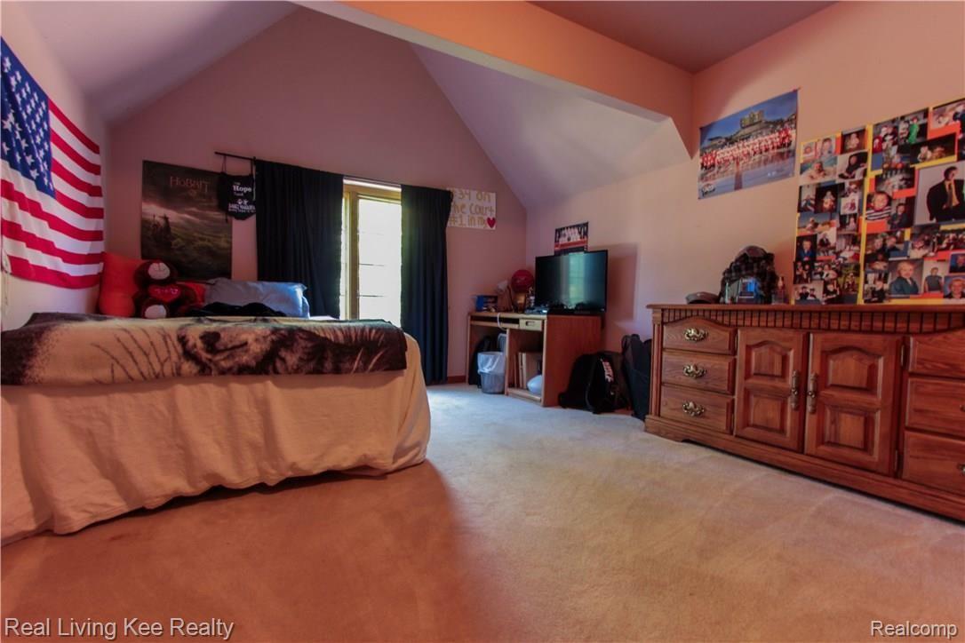 1768 Old Homestead Drive Rochester, MI 48306 - Photo 16 of 25 4.1
