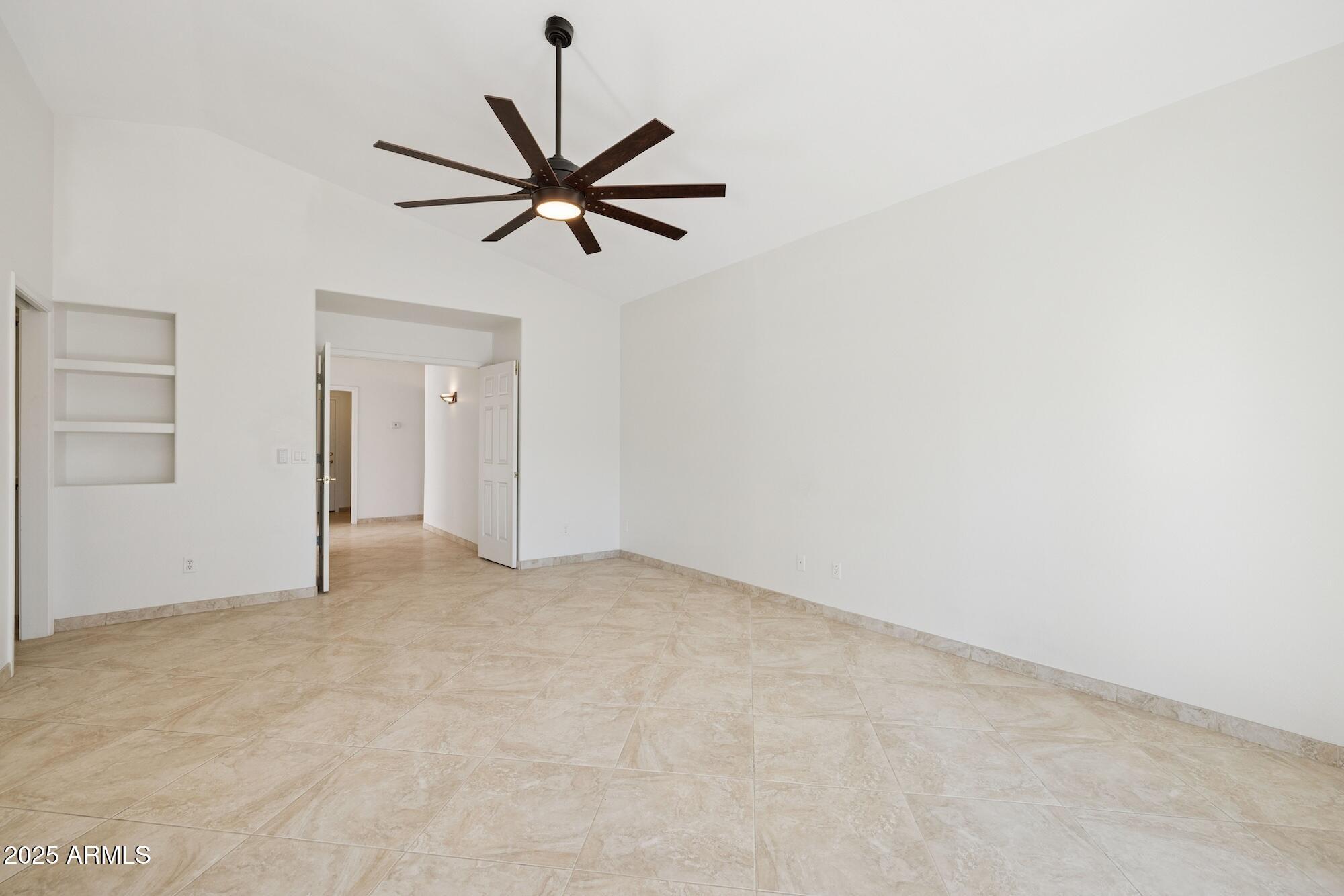 4341 North 32nd Way Phoenix, AZ 85018 - Photo 16 of 41 Primary