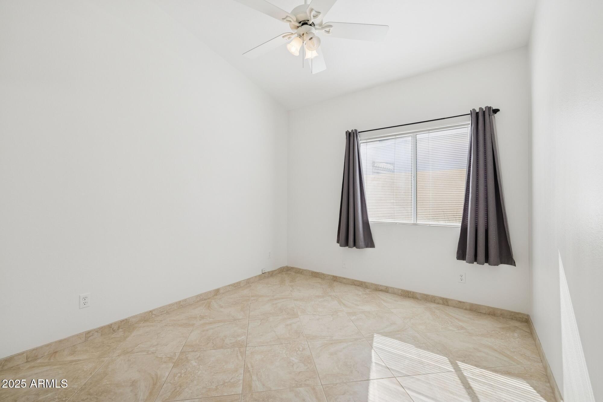 4341 North 32nd Way Phoenix, AZ 85018 - Photo 23 of 41 Bed 2