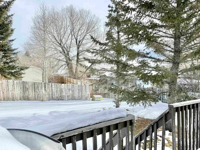 $230,000 | 1324 4th W Avenue, Kemmerer, WY 83101