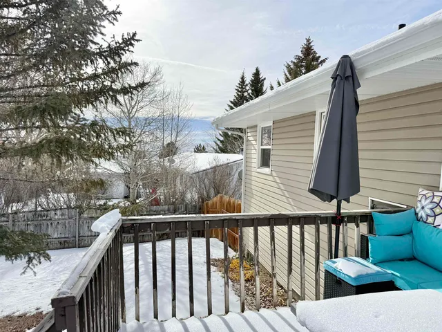 $230,000 | 1324 4th W Avenue, Kemmerer, WY 83101