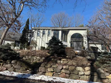 $950,000 | 7126 East Valhalla Way, Madison, WI 53719