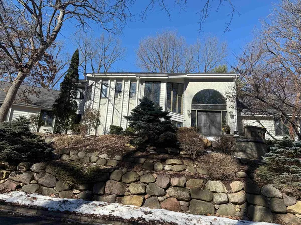 $950,000 | 7126 East Valhalla Way, Madison, WI 53719