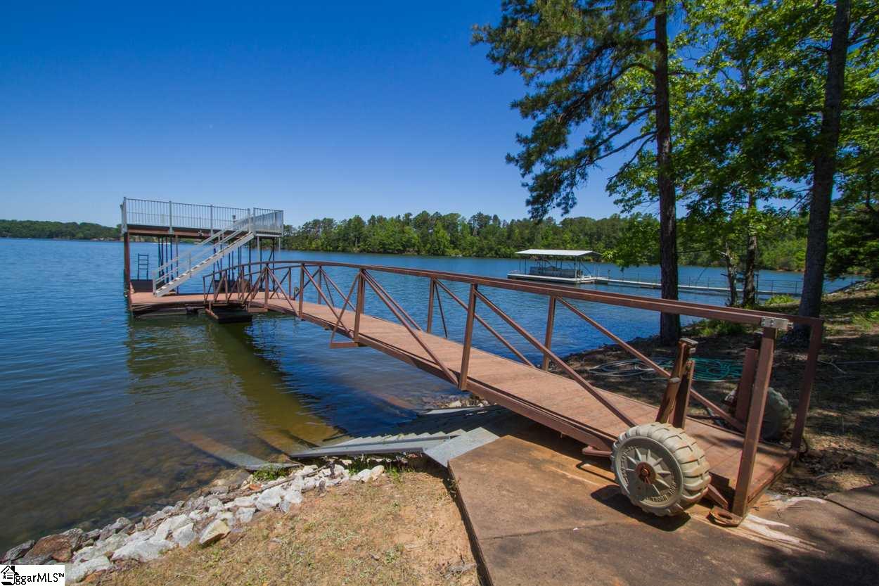 300 Plantation Point Anderson, SC 29625 - Photo 8 of 36 Gallery Image 8