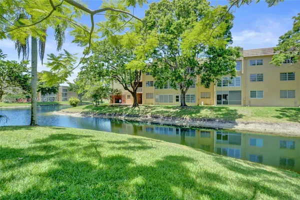 $120,000 | 5961 Northwest 61st Avenue, Unit 310, Tamarac, FL 33319