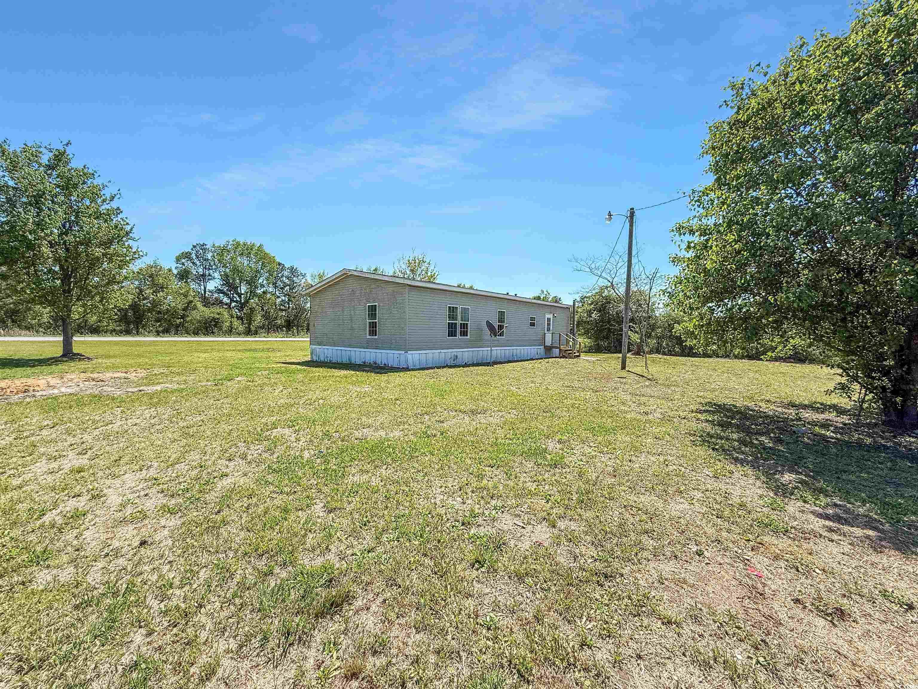 111 Morrisville Road Andrews, SC 29510 - Photo 26 of 28 View of yard