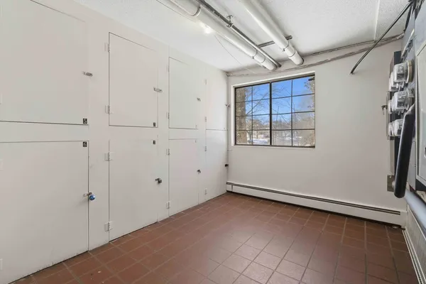 a view of empty room with window