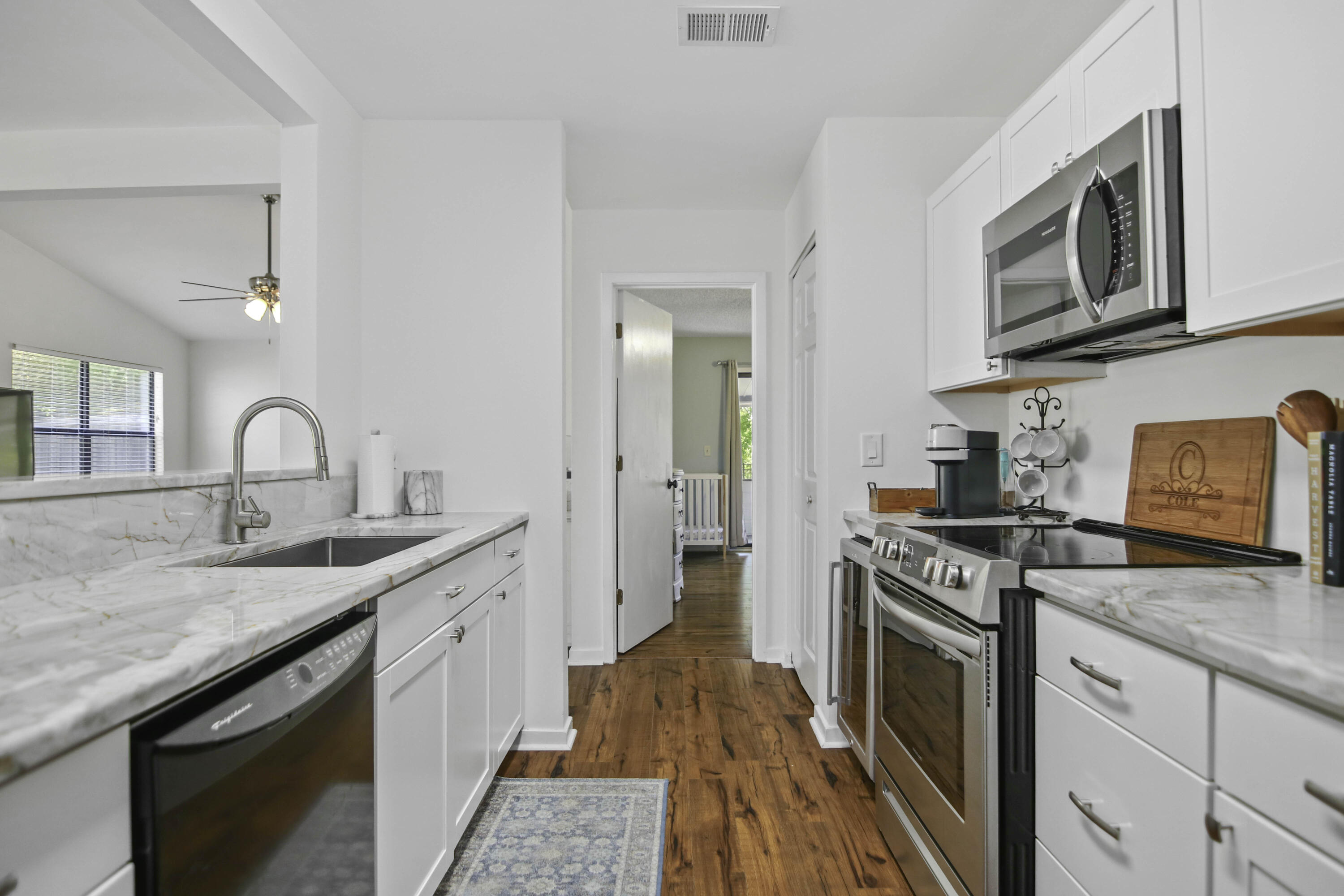 1140 Shoreham Road Charleston, SC 29412 - Photo 9 of 46 1140 Shoreham Rd