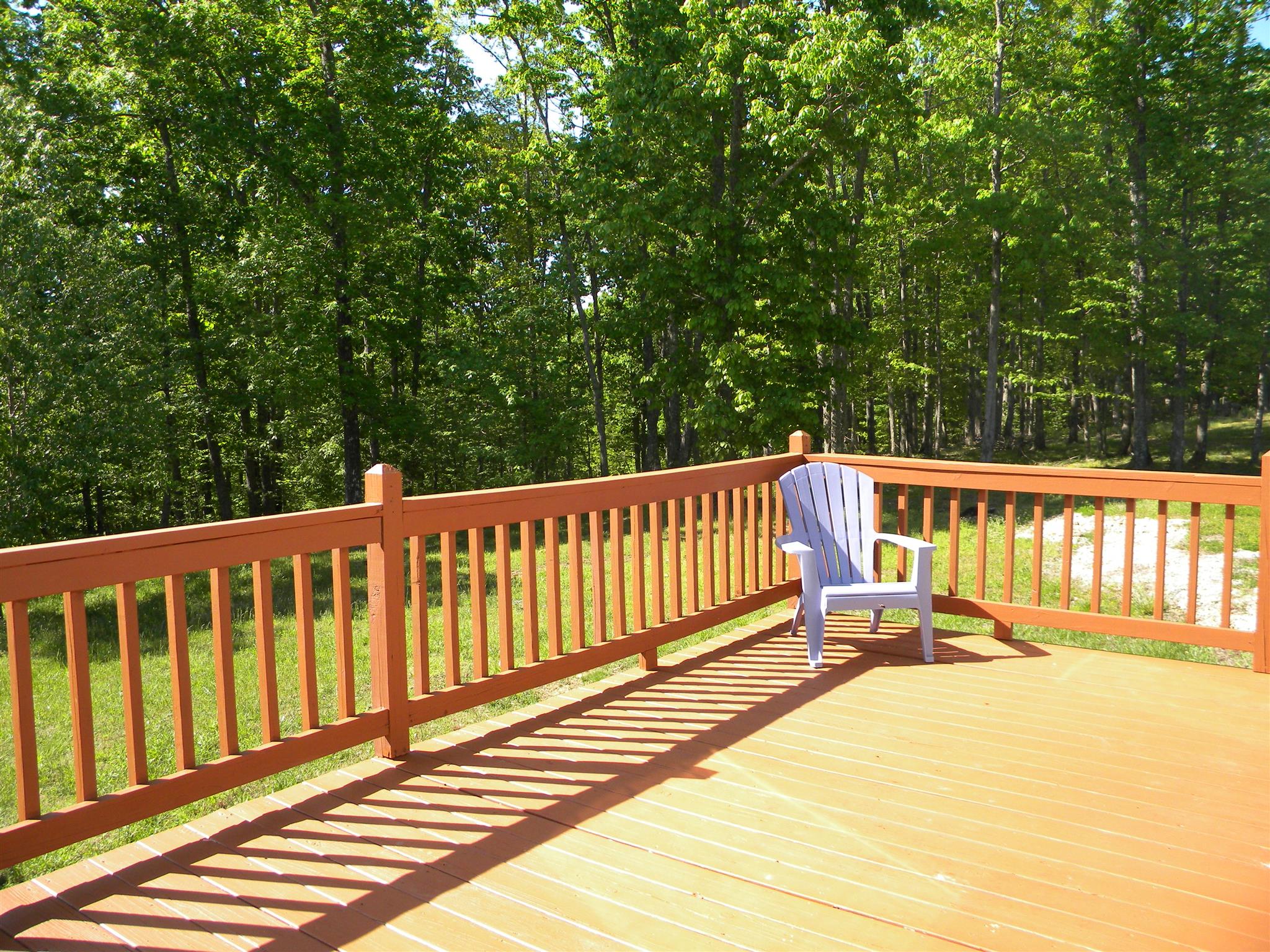 155 Northview Road Hohenwald, TN 38462 - Photo 27 of 28 Freshly stained deck