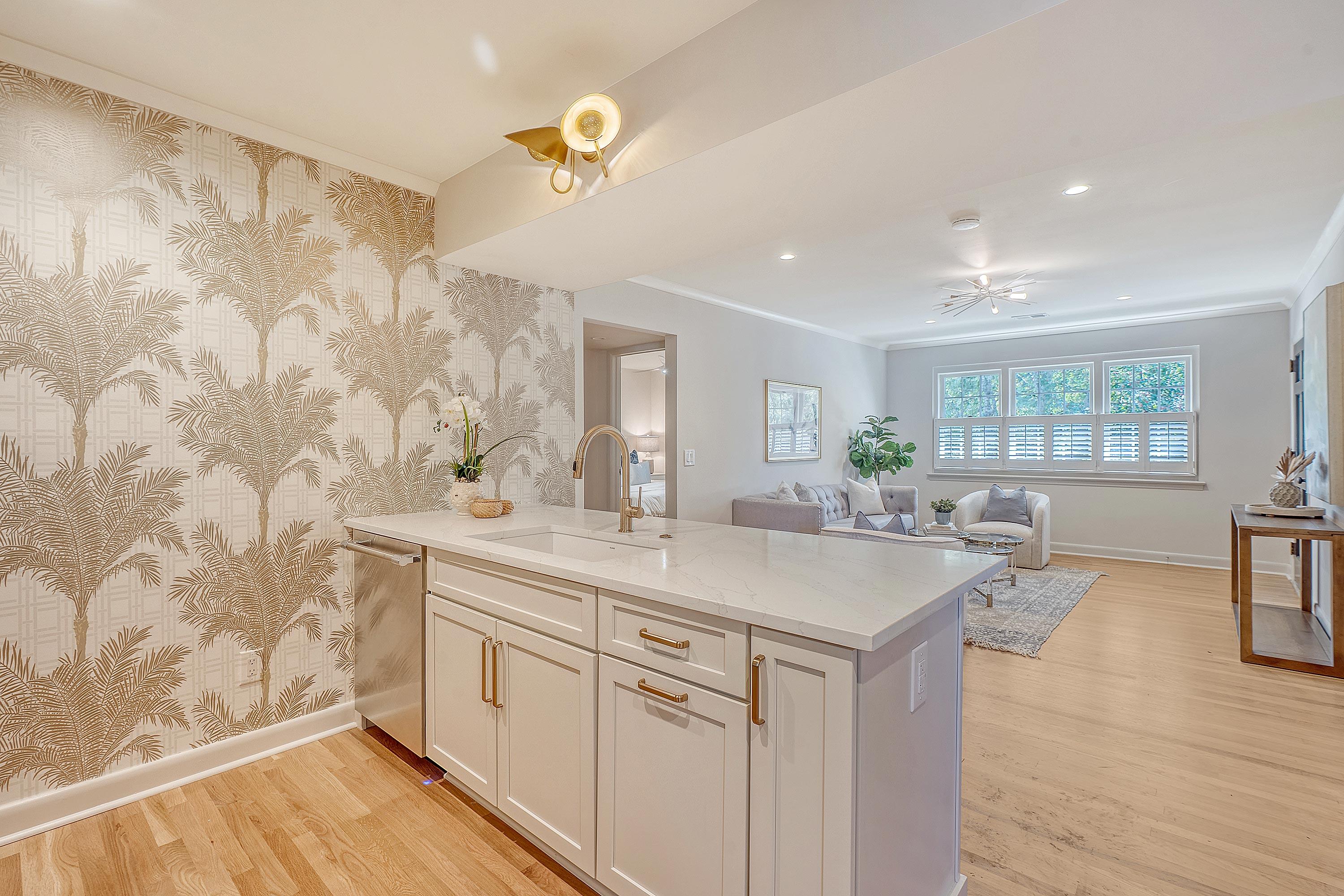 7 Logan Street, Unit F Charleston, SC 29401 - Photo 16 of 33 7 Logan