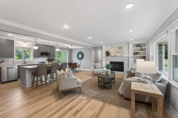 $650,000 | 6037 York Avenue South, Edina, MN 55410
