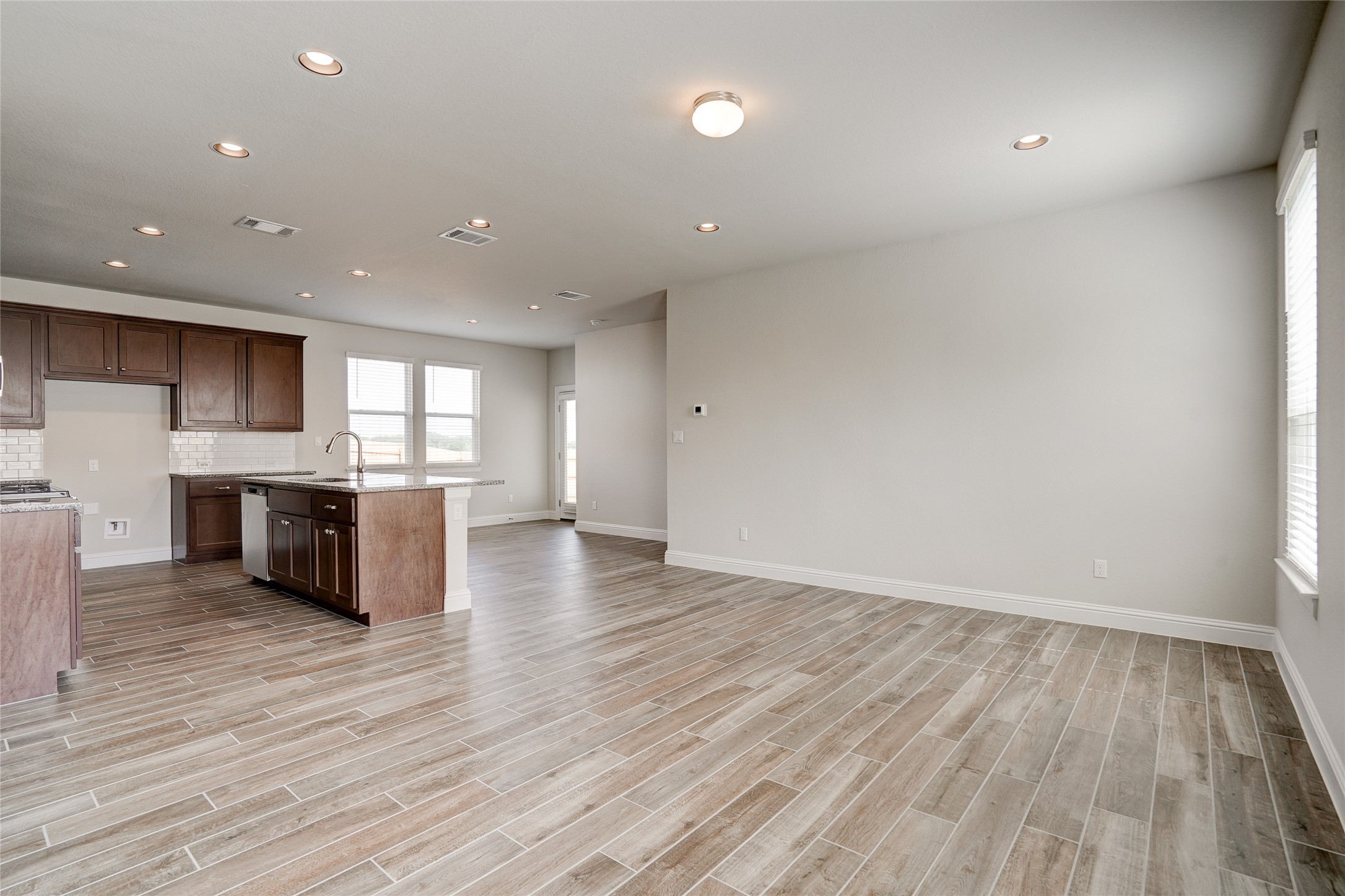 130 Hidden Branch Cove Maxwell, TX 78656 - Photo 7 of 38