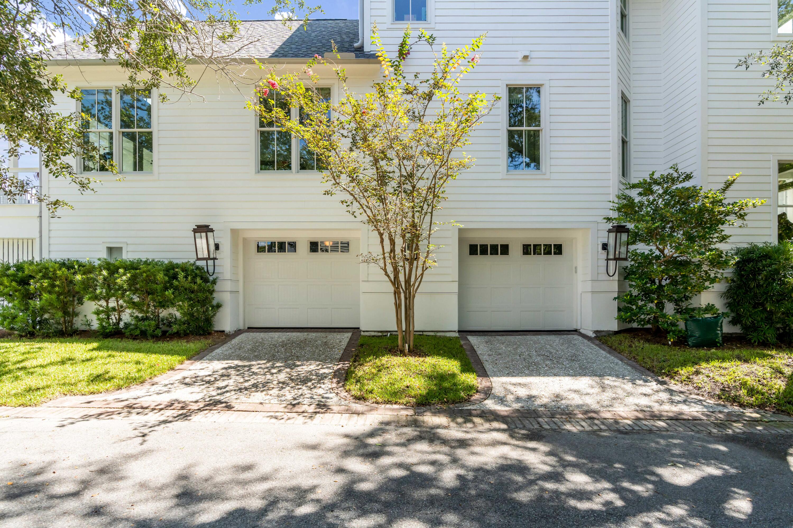 228 Haddrell Street Mount Pleasant, SC 29464 - Photo 36 of 37 228Haddrell_NickCannPhoto-08748