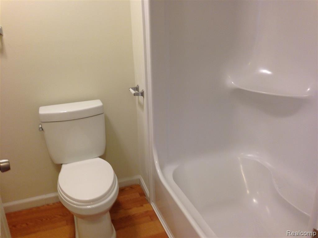 13343 Germany Road Fenton, MI 48430 - Photo 15 of 25 Bath