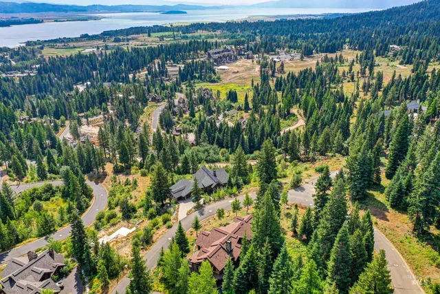 $2,999,900 | 564 White Water Drive, Donnelly, ID 83615