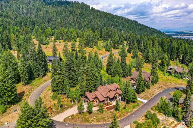 $2,999,900 | 564 White Water Drive, Donnelly, ID 83615