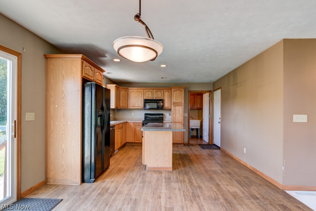 6042 Ireland Road Windsor, OH 44099 - Photo 5 of 24 Gallery Image 5
