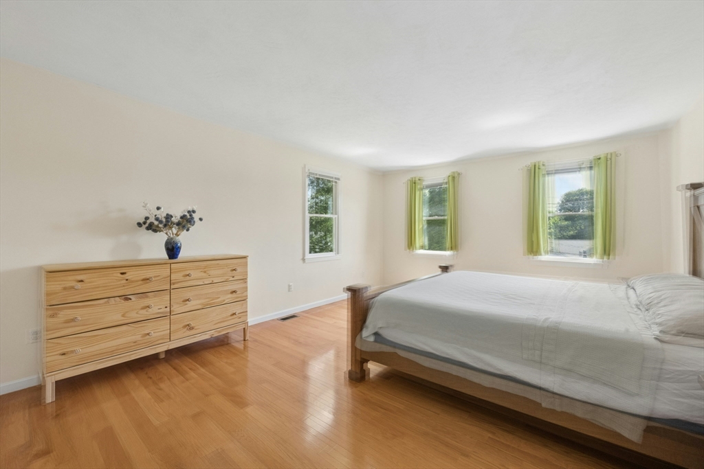 117 Summer Road Boxborough, MA 01719 - Photo 18 of 34