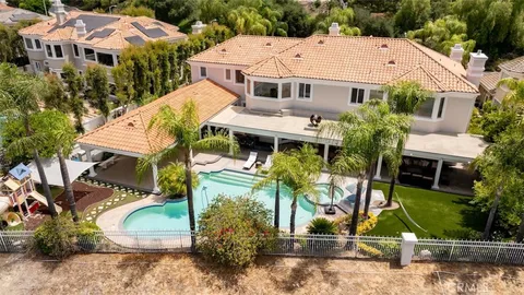$4,949,000 | 5633 Newcastle Lane, Calabasas, CA 91302