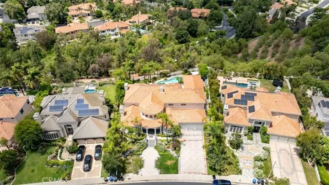 $4,949,000 | 5633 Newcastle Lane, Calabasas, CA 91302