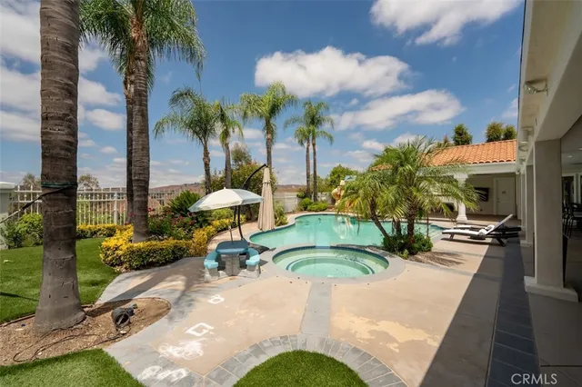 $4,899,000 | 5633 Newcastle Lane, Calabasas, CA 91302