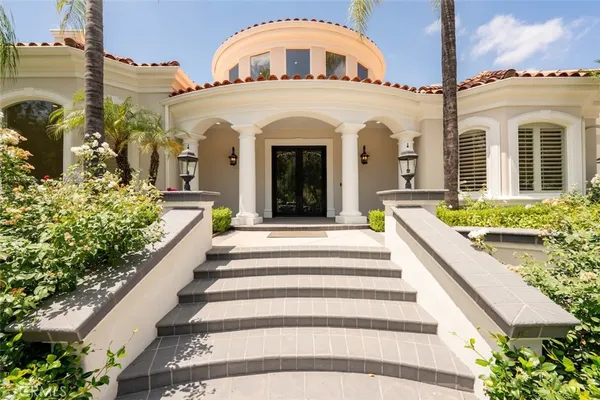 $4,899,000 | 5633 Newcastle Lane, Calabasas, CA 91302