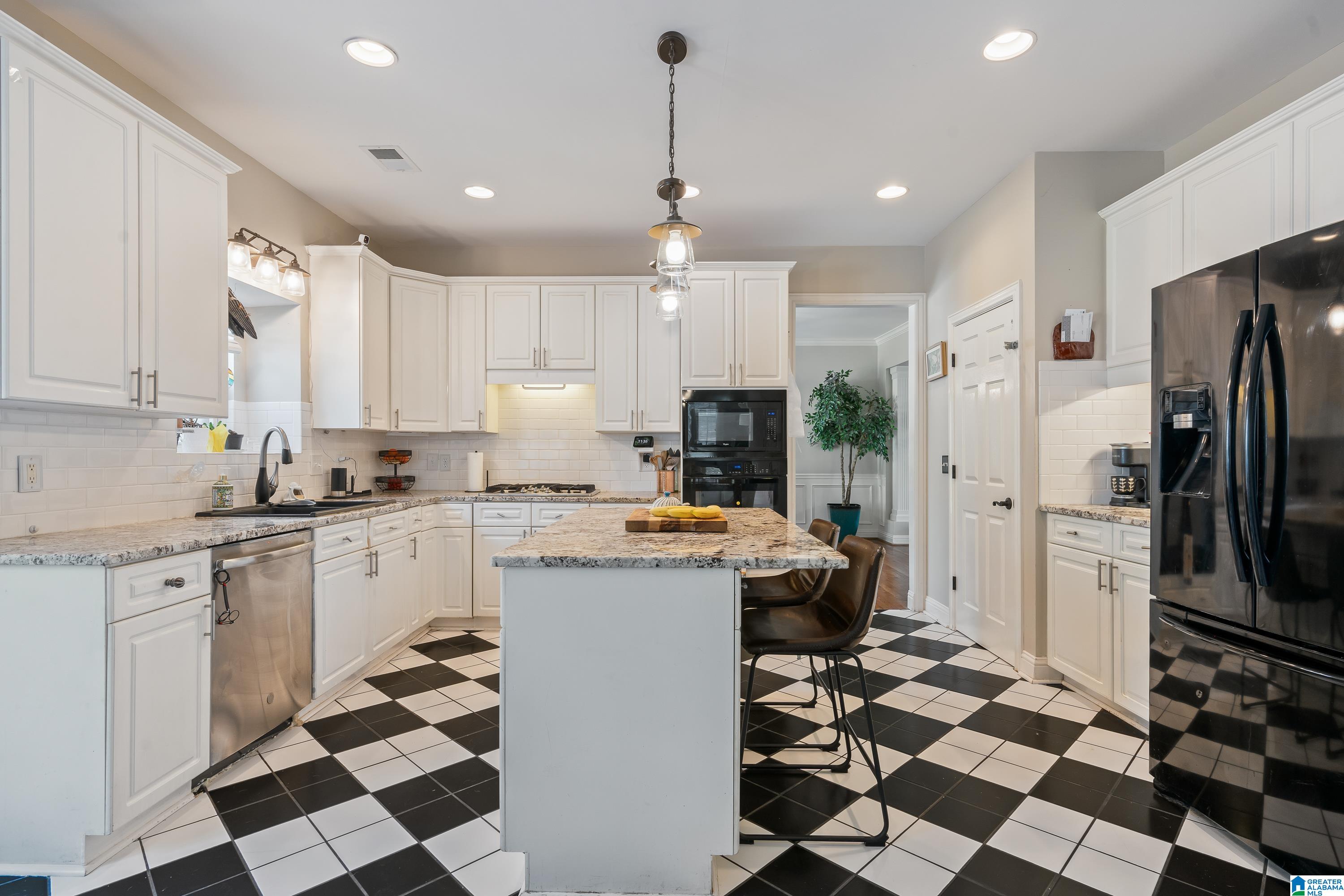 1051 Oak Meadows Road Birmingham, AL 35242 - Photo 8 of 55