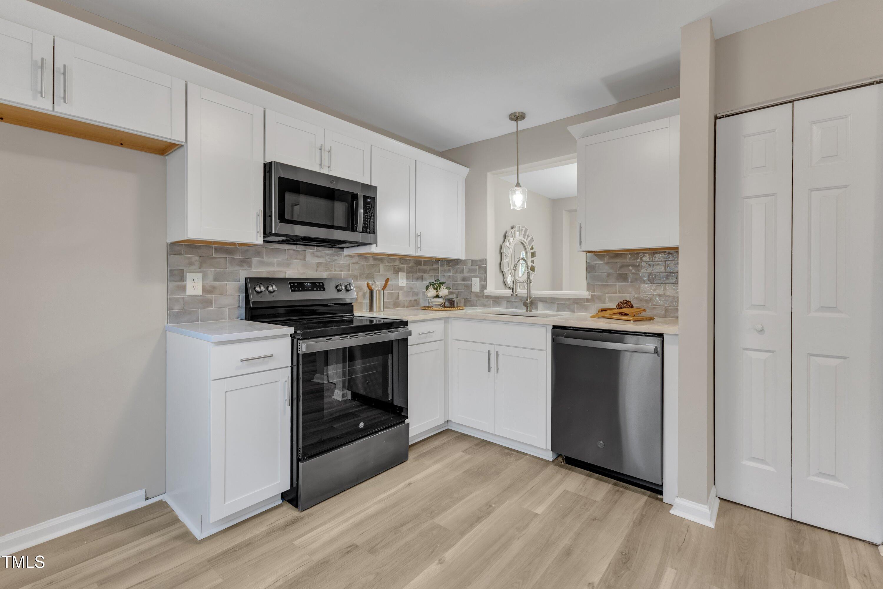 7823 Stephanie Lane Raleigh, NC 27615 - Photo 2 of 41 11-7823 Stephanie-10