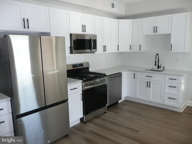 $2,850 | 536 Easton Road, Unit 2, Horsham, PA 19044