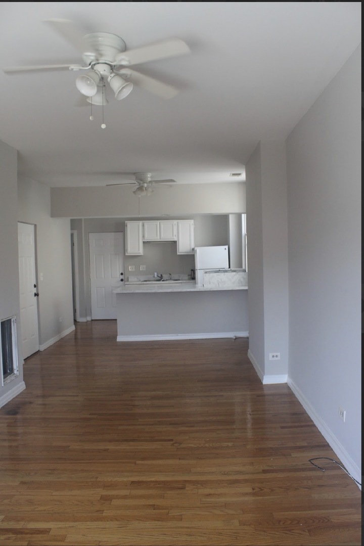 1303 West Ohio Street, Unit 3F Chicago, IL 60642 - Photo 2 of 6