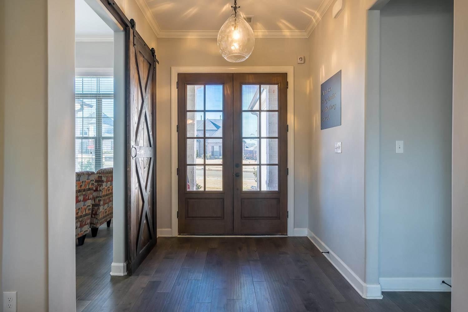 1280 Mountain Side Drive Collierville, TN 38017 - Photo 4 of 25 an empty room with wooden floor and windows