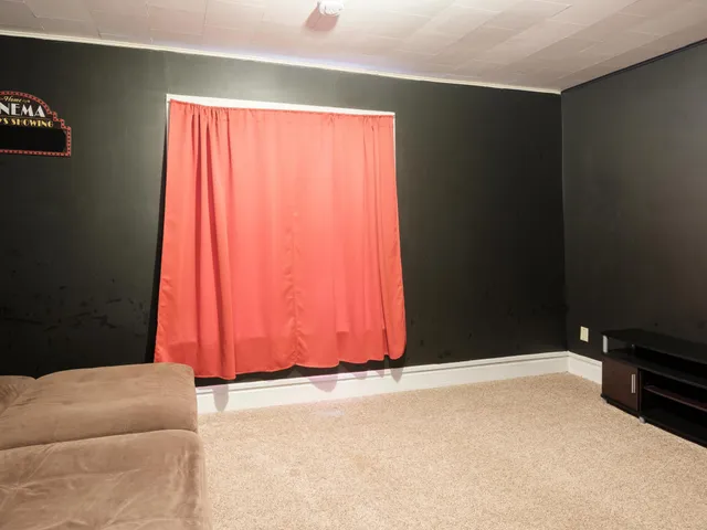 $235,000 | 708 Winona Street Southeast, Chatfield, MN 55923