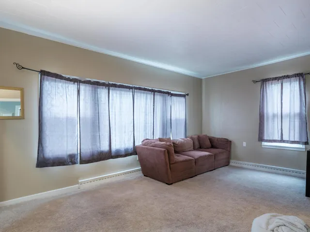 $235,000 | 708 Winona Street Southeast, Chatfield, MN 55923