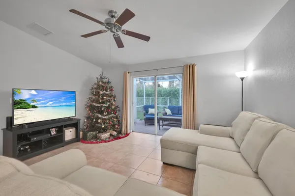 $465,000 | 4856 Southeast Duval Drive, Stuart, FL 34997