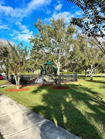 $465,000 | 4856 Southeast Duval Drive, Stuart, FL 34997
