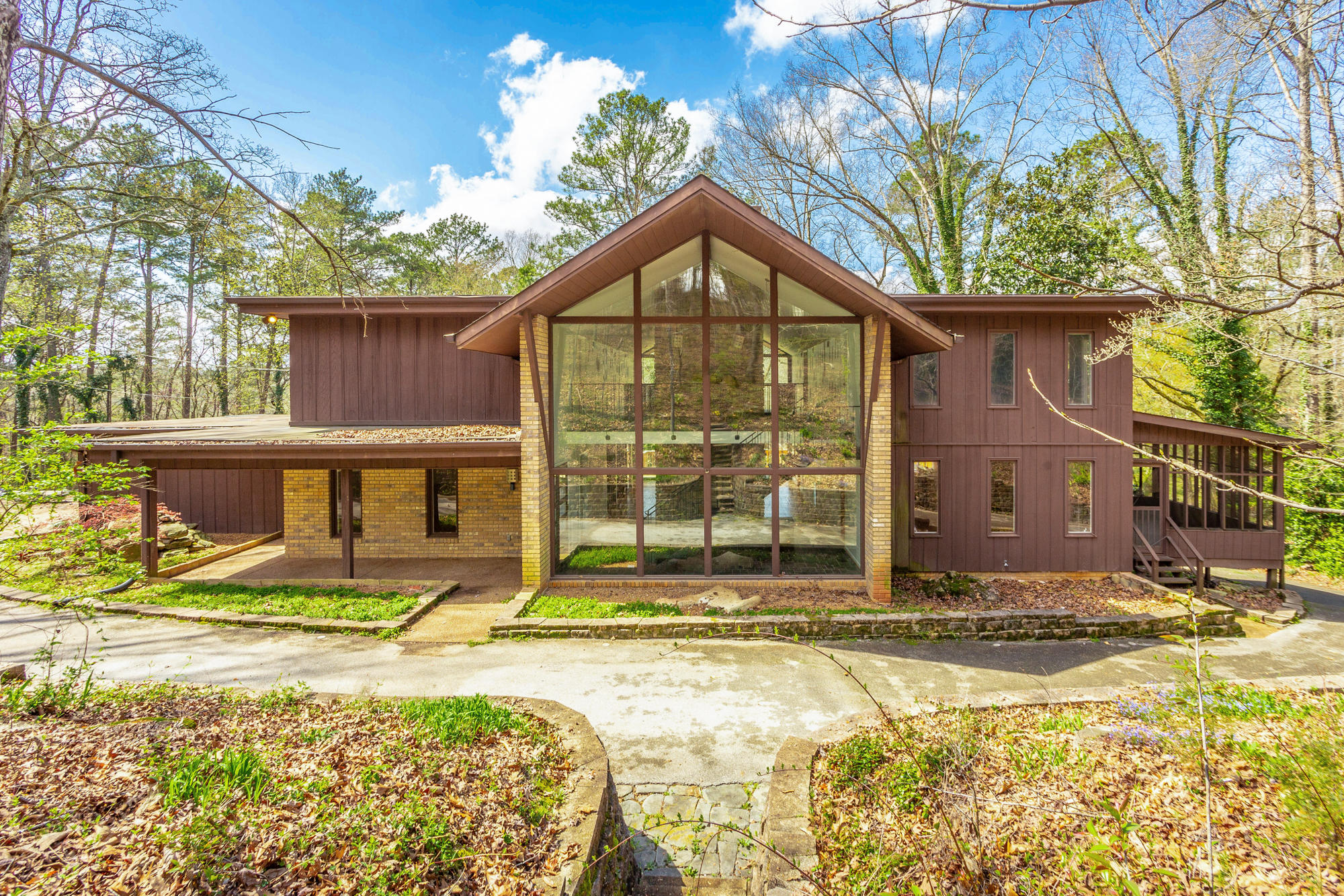 1109 North Concord Road Chattanooga, TN 37421 - Photo 1 of 88 Front View Zoomed