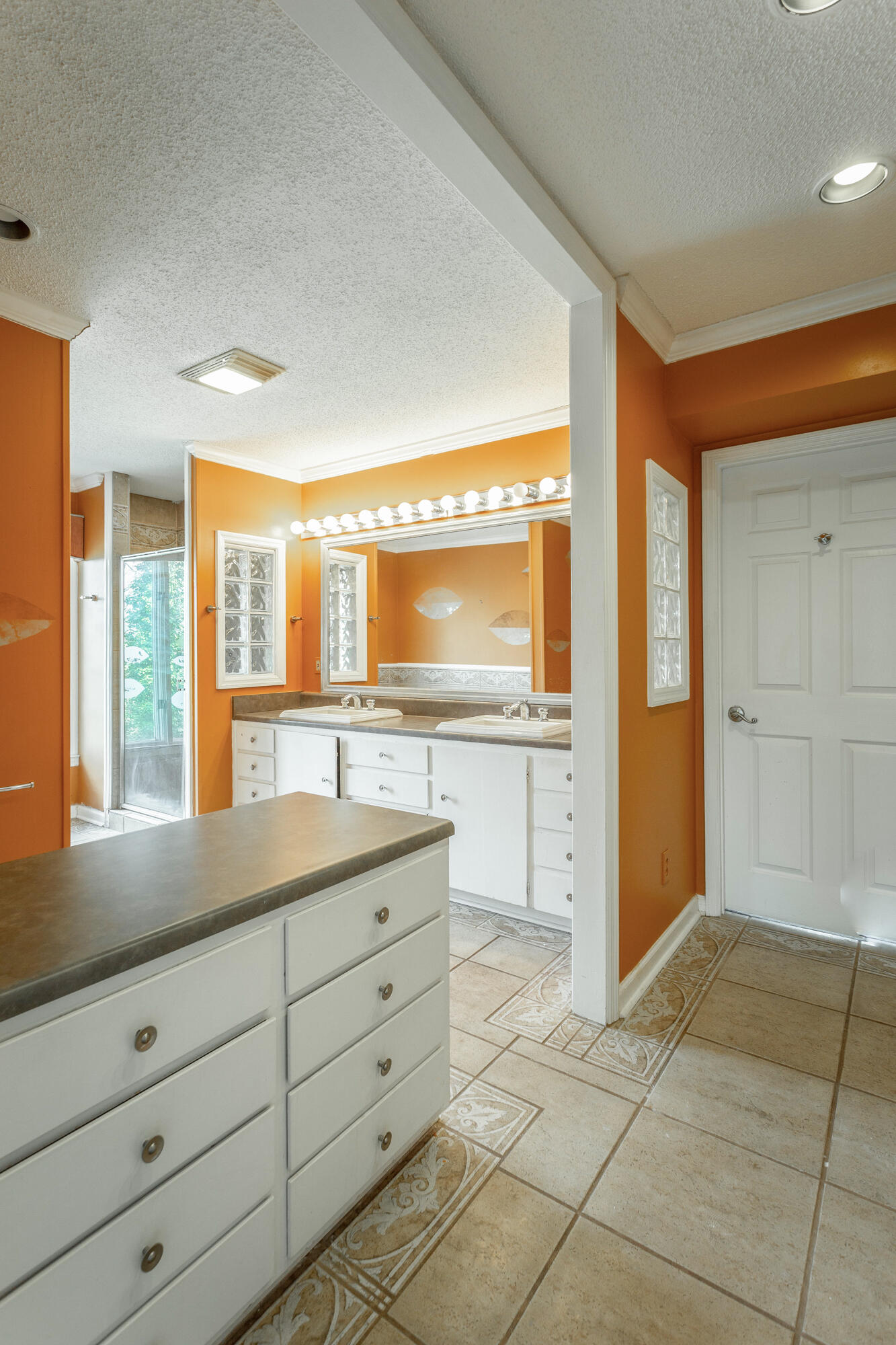1109 North Concord Road Chattanooga, TN 37421 - Photo 62 of 88 Master Bathroom