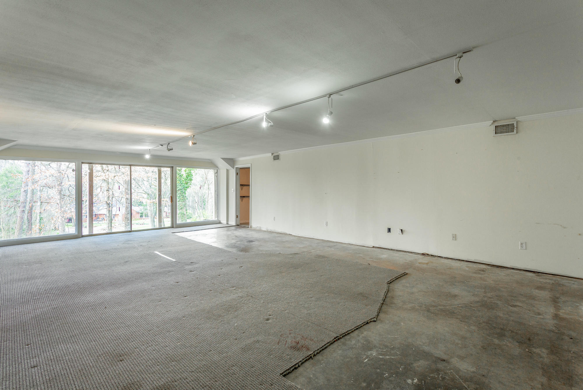 1109 North Concord Road Chattanooga, TN 37421 - Photo 74 of 88 Den/Family Room