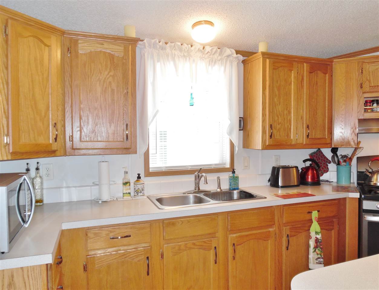 119 Robin Hood Lane Exeter, NH 03833 - Photo 16 of 35 Gallery Image 16