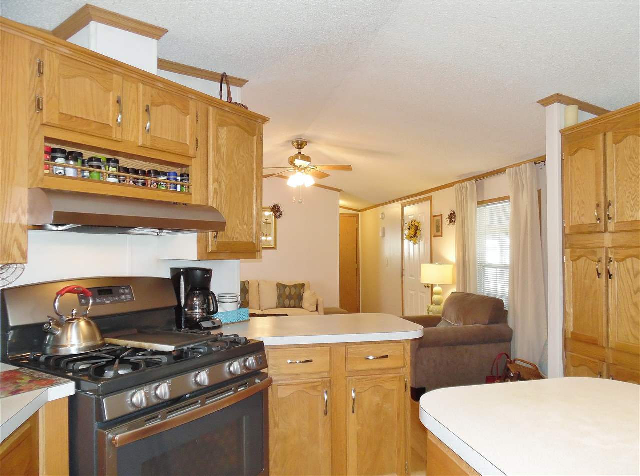 119 Robin Hood Lane Exeter, NH 03833 - Photo 17 of 35 Gallery Image 17