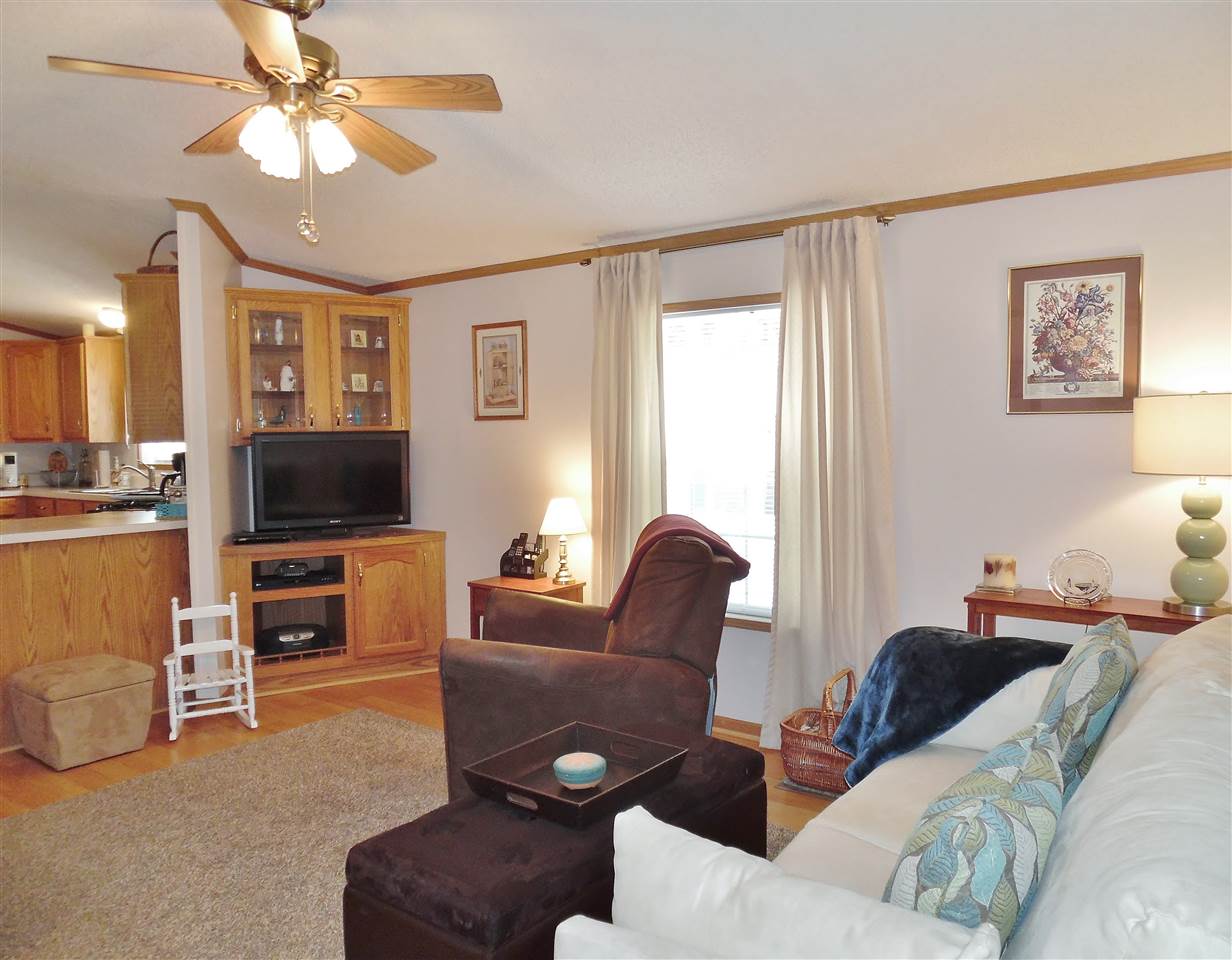 119 Robin Hood Lane Exeter, NH 03833 - Photo 8 of 35 Gallery Image 8