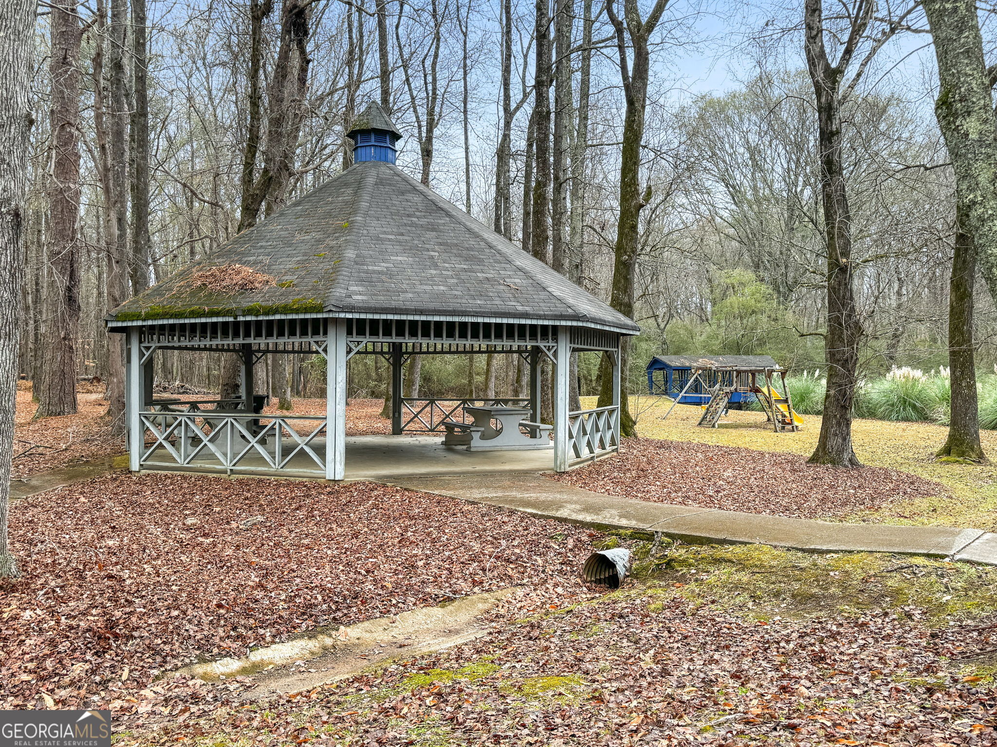 280 Antebellum Way Fayetteville, GA 30215 - Photo 47 of 65 a view of a house with backyard and sitting area