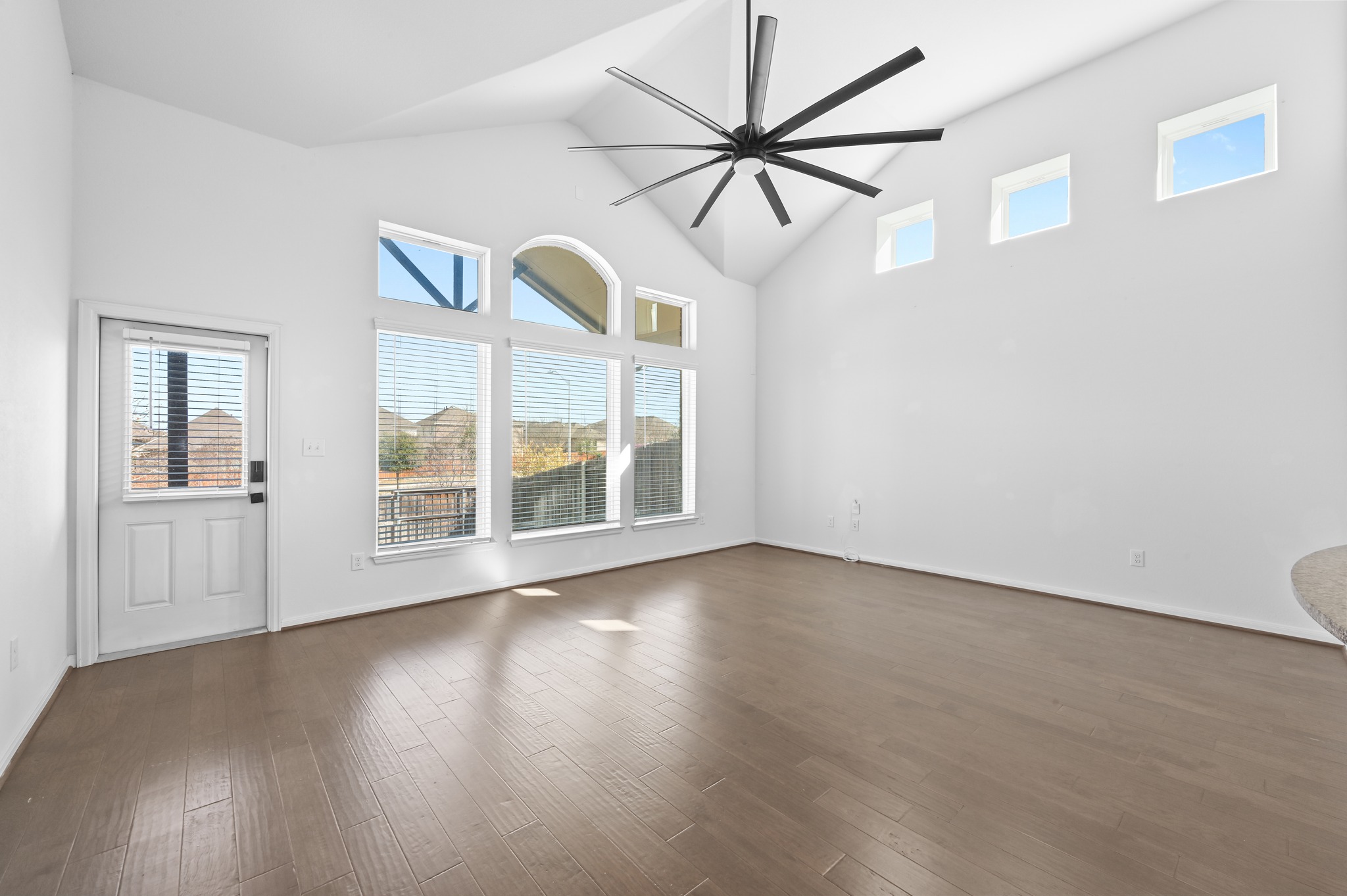 1022 Cherrystone Loop Buda, TX 78610 - Photo 11 of 31